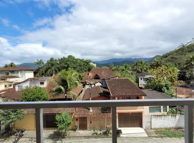 Ubatuba - no Centro da Cidade próximo a restaurantes e às grande, centro, Itaguá, etc.